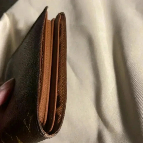 💥Host Pick💥 Louis Vuitton Mens Monogram Wallet w/Dust Bag - Picture 12 of 12